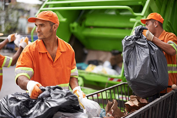 Best Property Management Cleanouts  in Menomonee Falls, WI