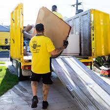 Best Mattress Disposal  in Menomonee Falls, WI